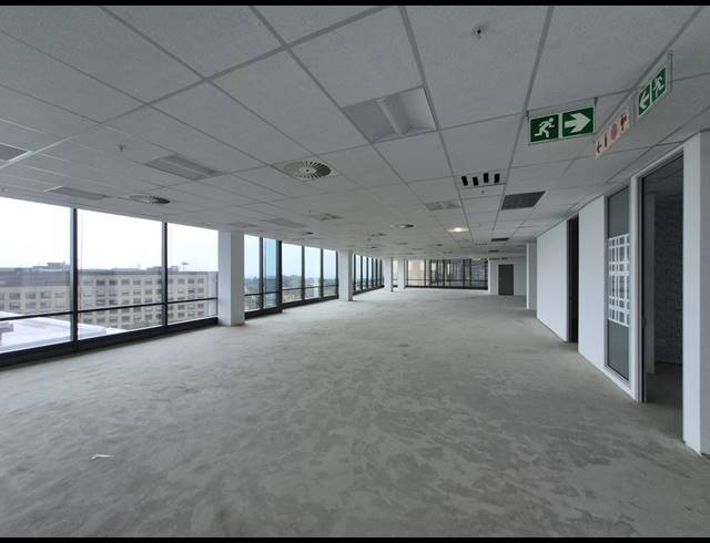 1,789M² OFFICE TO LET IN ROSEBANK
